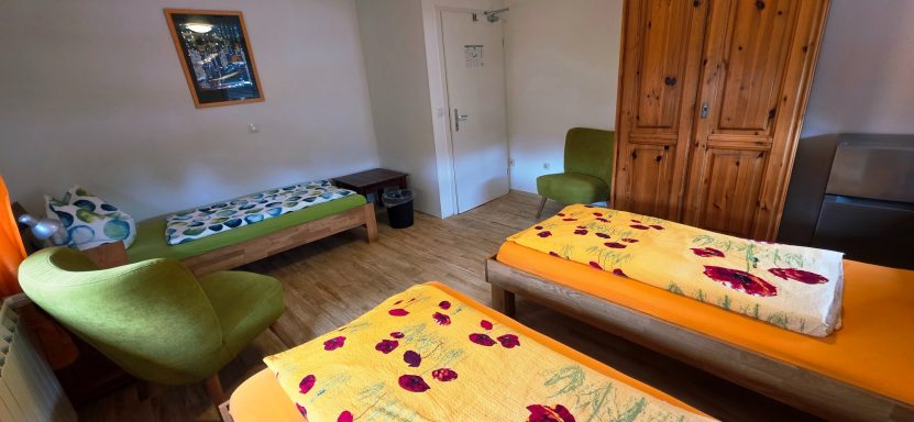 Zimmer Sattel - weitere Ansicht